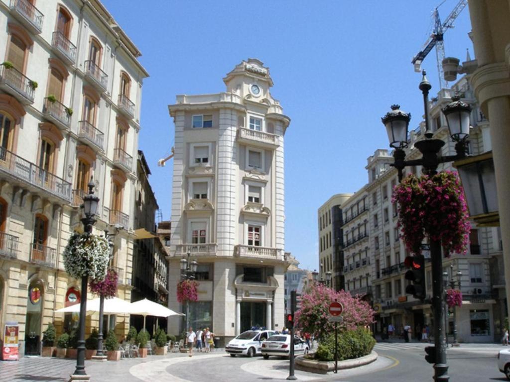 Fantastico Apartamento Trajano Parking Gratuito Granada Dış mekan fotoğraf