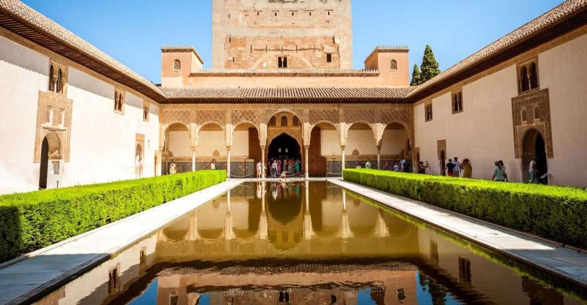 Fantastico Apartamento Trajano Parking Gratuito Granada Dış mekan fotoğraf